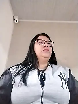 Carameloswing1 online show from January 7, 2026, 1:27 pm