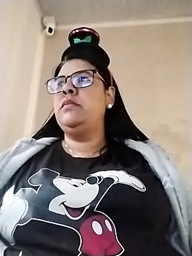 Carameloswing1 online show from December 16, 2025, 1:48 pm