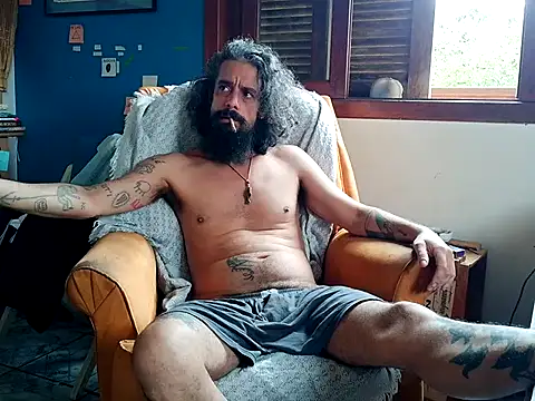 ooproprio online show from May 8, 2026, 2:21 pm