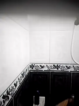 Valeria montana  online show from April 8, 2026, 9:55 am