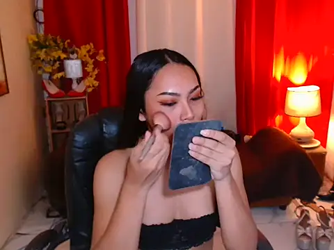 kylieEmparado online show from May 10, 2026, 6:39 am