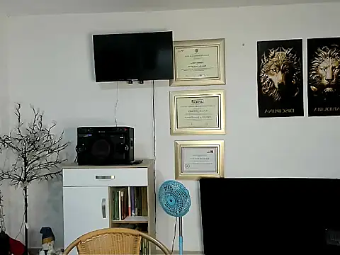 Snapshot of alex_balck chatting on December 19, 2025, 11:23 am alex balck online show from December 19, 2025, 11:23 am