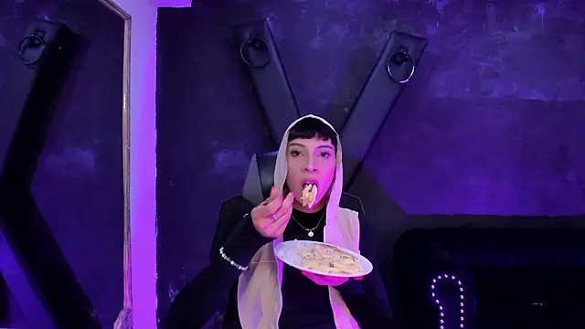 Jamess Carterr  online show from February 13, 2026, 4:45 am