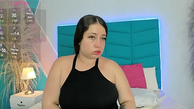  victoria collins  online show from January 7, 2026, 8:03 pm