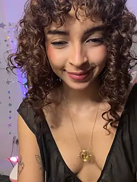 Anne Wyntheris online show from April 19, 2026, 2:12 am