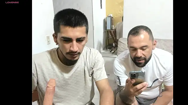maxI dick33 online show from June 20, 2026, 3:28 pm