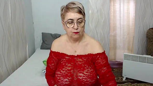 Snapshot of MargaretStar1 chatting on April 22, 2026, 8:21 am MargaretStar1 online show from April 22, 2026, 8:21 am