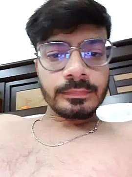 Snapshot of farooq2001 chatting on December 2, 2025, 11:06 pm farooq2001 online show from December 2, 2025, 11:06 pm