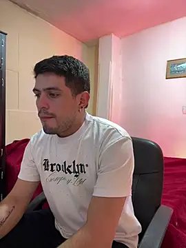 williamsmiiths16 online show from January 10, 2026, 3:24 am