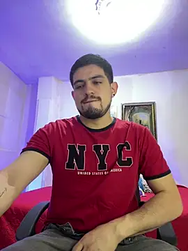 williamsmiiths16 online show from February 15, 2026, 3:11 pm