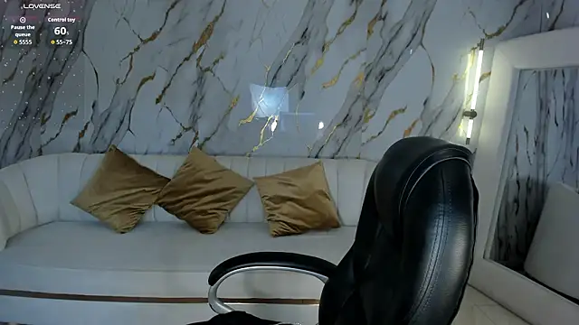 MadisonKane online show from March 8, 2026, 11:46 am