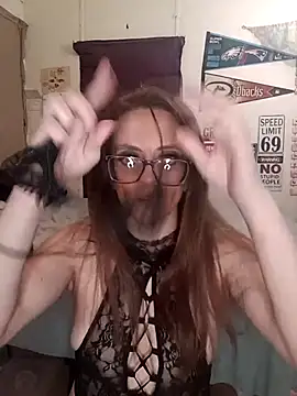 snowbird1117 online show from April 2, 2026, 10:55 am