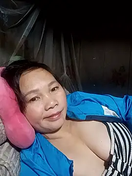 ava-dellght online show from January 8, 2026, 1:06 pm