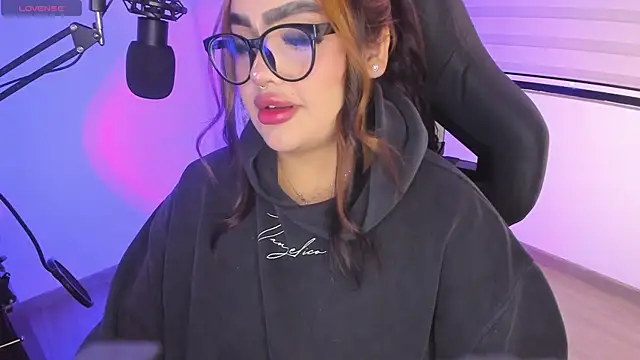 Snapshot of asheryn chatting on February 12, 2026, 1:49 am asheryn online show from February 12, 2026, 1:49 am