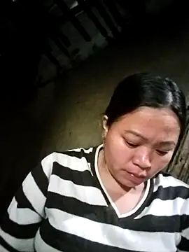 Snapshot of AlilaK2 chatting on February 5, 2026, 2:18 am AlilaK2 online show from February 5, 2026, 2:18 am