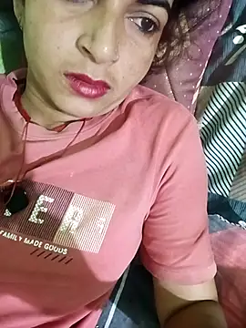 Snapshot of Big_soniya55A chatting on June 5, 2026, 12:26 am Big soniya55A online show from June 5, 2026, 12:26 am