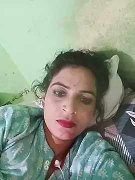 Snapshot of Big_soniya55A chatting on June 8, 2026, 1:28 am Big soniya55A online show from June 8, 2026, 1:28 am