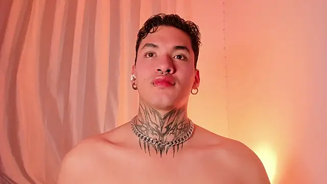 AlecBanne online show from December 20, 2025, 3:20 am