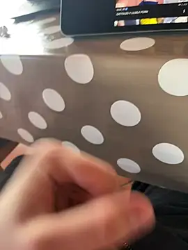 hannes256102 online show from March 31, 2026, 2:19 pm