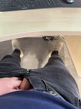 Snapshot of Dodo2223 chatting on March 16, 2026, 3:37 pm Dodo2223 online show from March 16, 2026, 3:37 pm