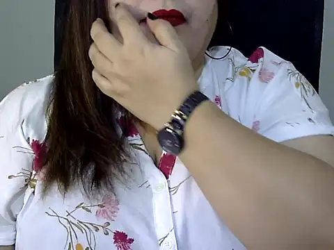 Soniya Sha online show from February 7, 2026, 8:33 am