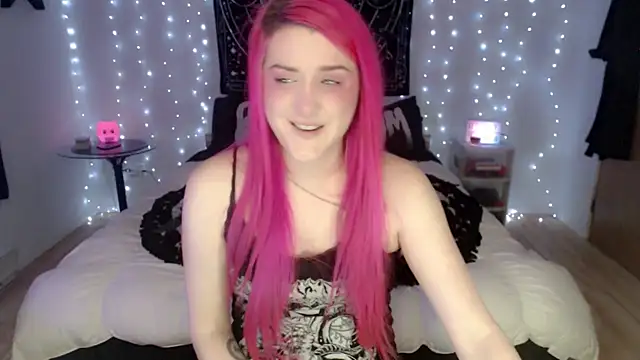 MaryMary  online show from December 7, 2024, 2:03 am