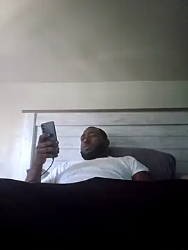 iLOVETRAY96 online show from February 26, 2026, 7:25 pm