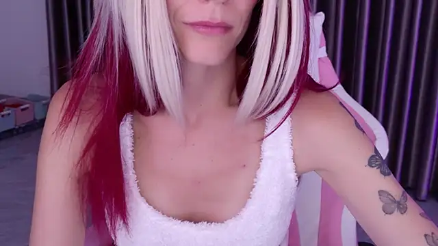 betty xoxoo online show from March 20, 2026, 12:28 pm