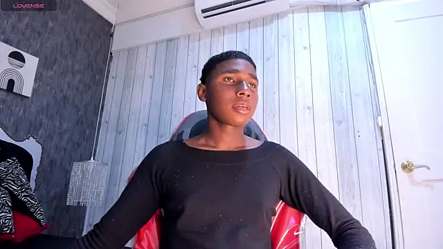 teylor lovee online show from January 8, 2026, 8:04 pm