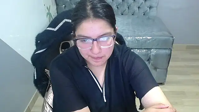 Snapshot of eva_smit_t chatting on February 5, 2026, 2:29 am eva smit t online show from February 5, 2026, 2:29 am