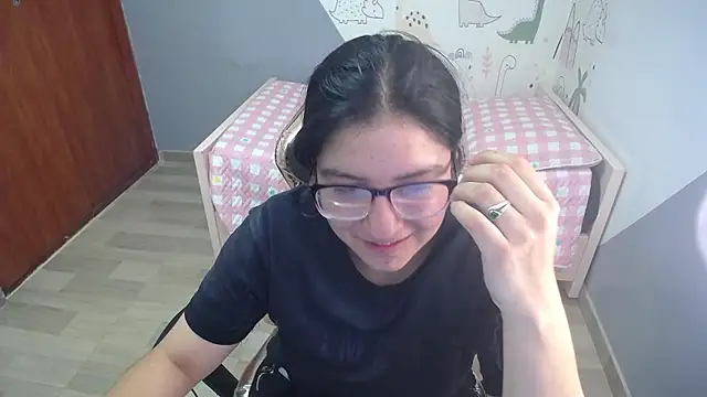 Snapshot of eva_smit_t chatting on January 14, 2026, 2:37 am eva smit t online show from January 14, 2026, 2:37 am