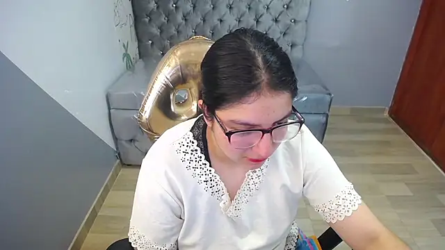 Snapshot of eva_smit_t chatting on February 7, 2026, 2:30 am eva smit t online show from February 7, 2026, 2:30 am