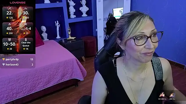 Scarlett 079 online show from December 5, 2025, 12:37 pm