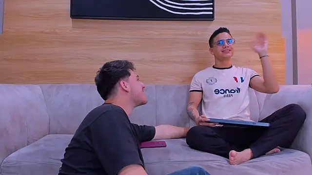 Snapshot of big__friends chatting on January 10, 2026, 2:12 pm big friends online show from January 10, 2026, 2:12 pm