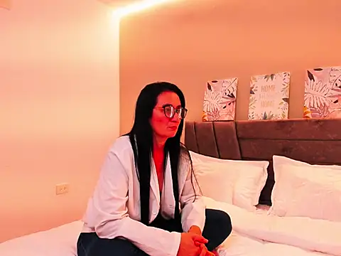 Snapshot of Dania_New chatting on December 5, 2025, 12:54 am Dania New online show from December 5, 2025, 12:54 am