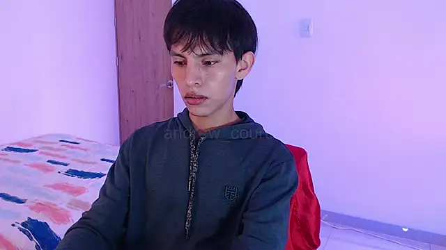 andrew courtzz online show from April 27, 2026, 7:23 pm