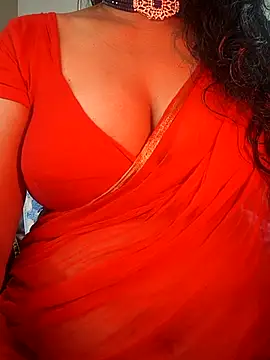 Preeti345 online show from June 26, 2026, 6:41 am