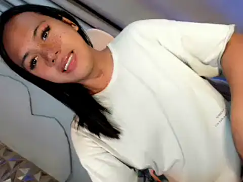 yourbomb shellxx online show from February 9, 2026, 11:52 am