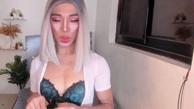 TsBlackHORSECOCKcalix online show from April 11, 2026, 8:12 pm