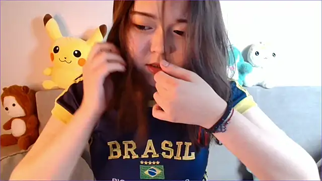 minji snow online show from March 7, 2026, 1:05 pm