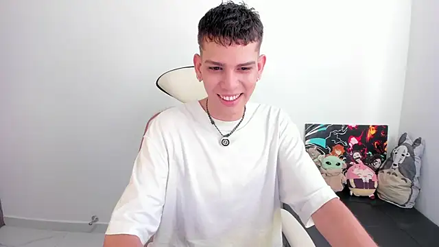 Snapshot of Jasson___ chatting on December 20, 2025, 12:41 pm Jasson online show from December 20, 2025, 12:41 pm