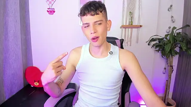Snapshot of Jasson___ chatting on June 24, 2026, 12:48 pm Jasson online show from June 24, 2026, 12:48 pm