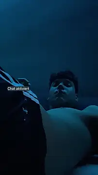 Snapshot of OnlyTyroone chatting on January 15, 2026, 5:44 am OnlyTyroone online show from January 15, 2026, 5:44 am