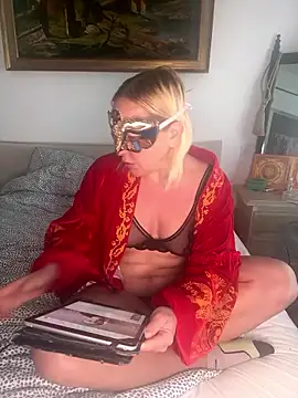 Snapshot of _DaLiDa_ chatting on January 12, 2026, 3:41 pm DaLiDa online show from January 12, 2026, 3:41 pm