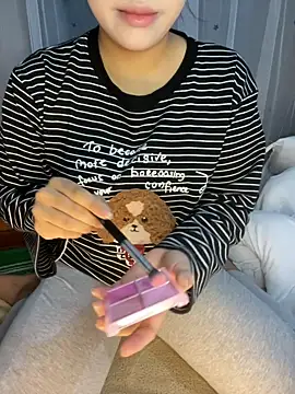 Nomi6868 online show from December 5, 2025, 10:14 am