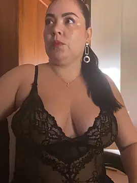 EmiHarrys online show from March 19, 2026, 10:04 am