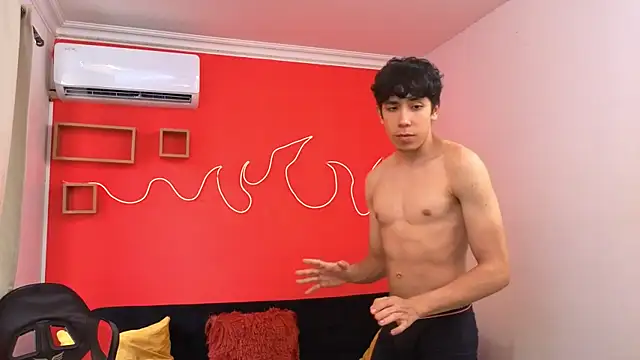 Neo Twink online show from May 22, 2026, 7:12 pm