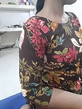 Riya rani8 online show from February 15, 2026, 3:44 pm