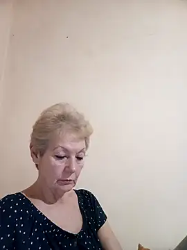 Snapshot of Calypso-Loove chatting on February 11, 2026, 1:44 pm Calypso-Loove online show from February 11, 2026, 1:44 pm