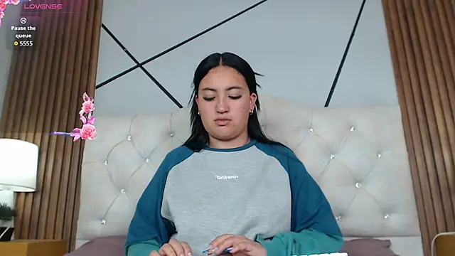 Molly Denver online show from January 14, 2026, 12:14 am